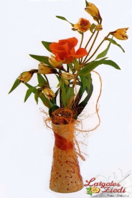 Mazcenas ziedu pušķis 081