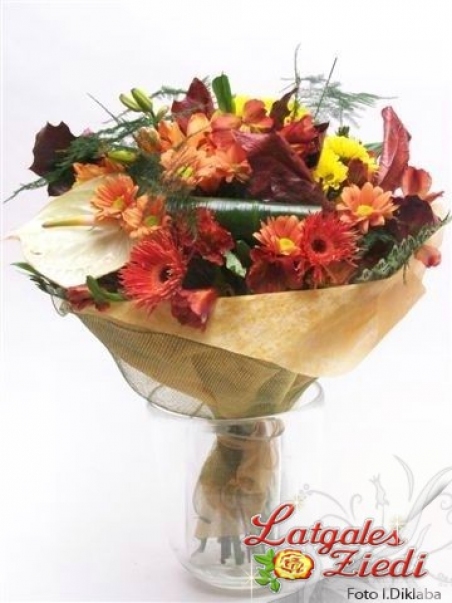 Apsveikuma pušķis 137