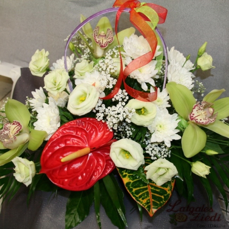 Mazcenas ziedu pušķis 085