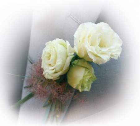 Бутоньерки из цветов 003