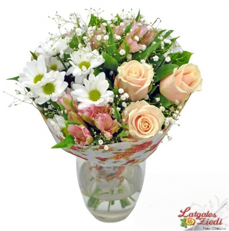 Apsveikuma pušķis 012