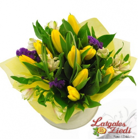 Apsveikuma pušķis 071